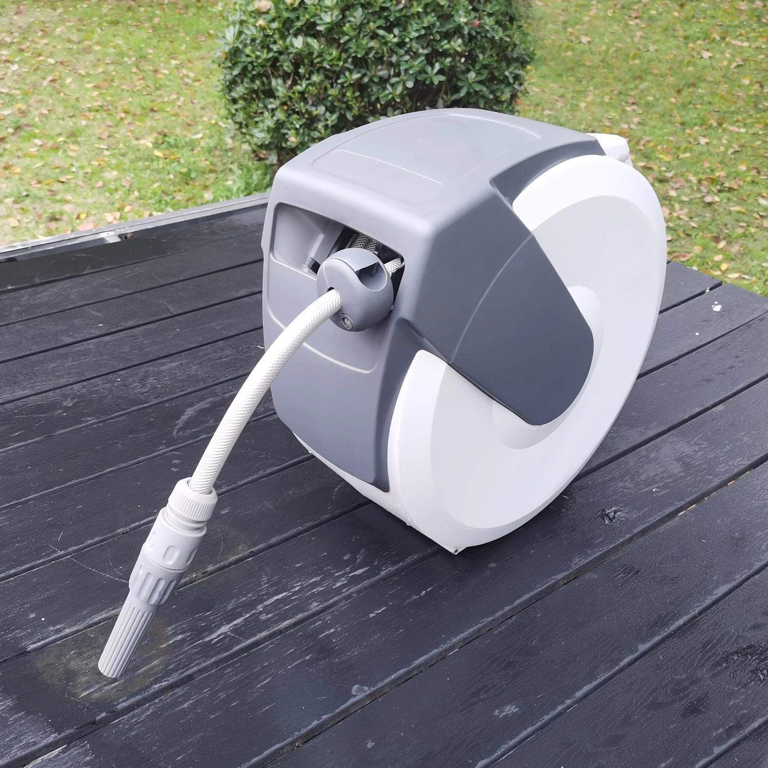 avvolgitubo-automatico-a-parete-multilunghezza-con-riavvolgimento-automatico