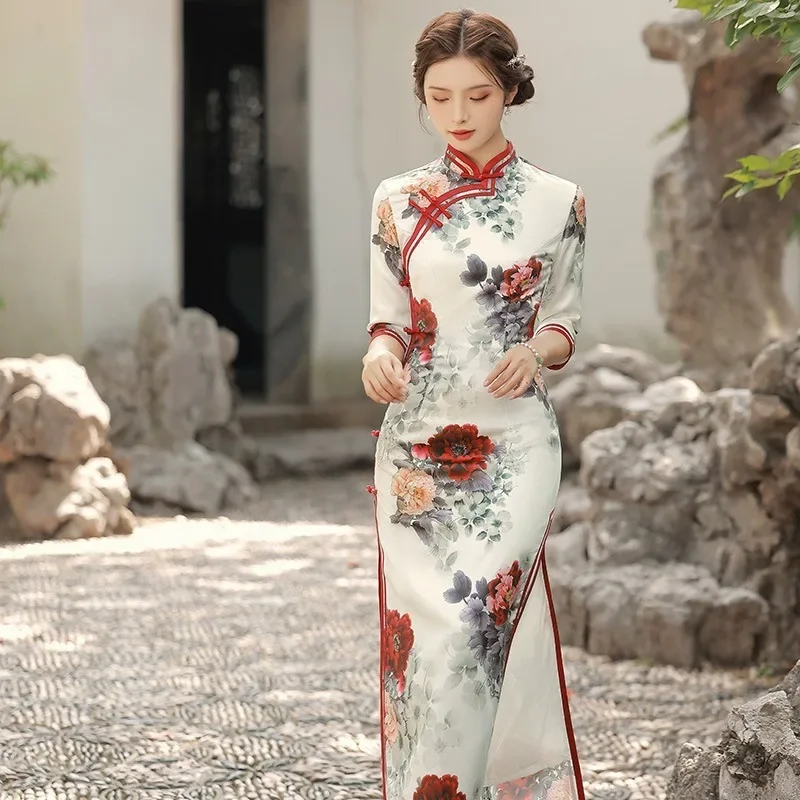 Yourqipao الصيف النمط الصيني مساء اللباس الرجعية تشيباو المرقعة شيونغسام الشباب فتاة فيستدوس فساتين طويلة Hanfu للنساء