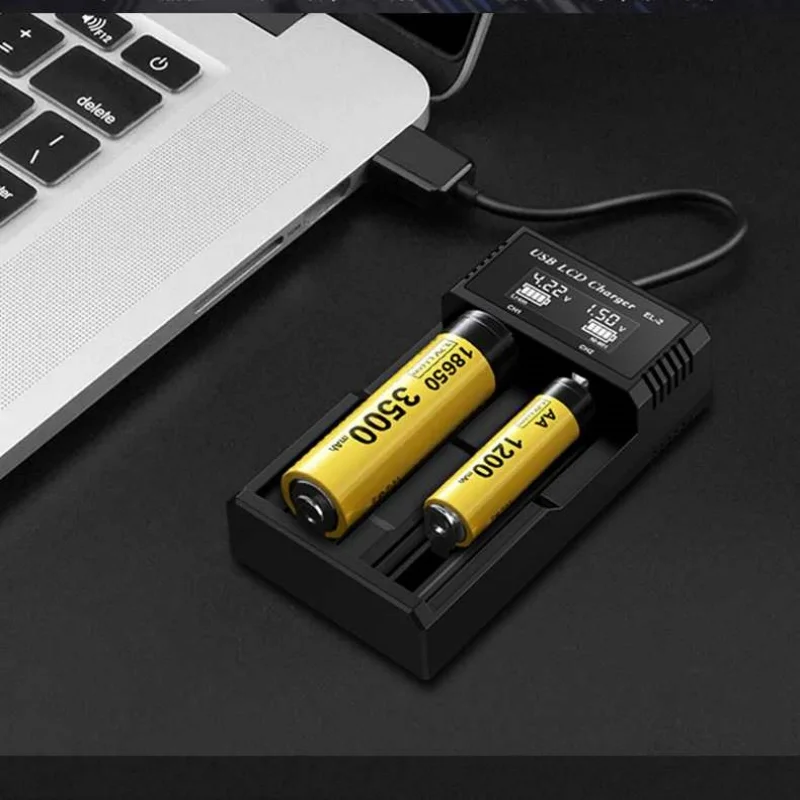 Caricabatteria 18650 per caricabatterie USB LCD a 2 slot Batteria al litio ricaricabile da 3,7 V Batteria NI-MH AA / AAA da 1,2 V