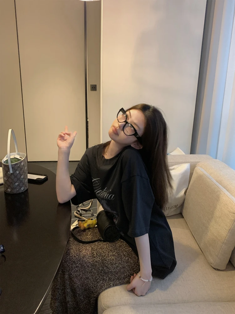 

Париж Руководство с мультяшным принтом Свободная футболка ort Sve TEE Повседневный хлопковый летний топ Женская модная круглая футболка средней длины