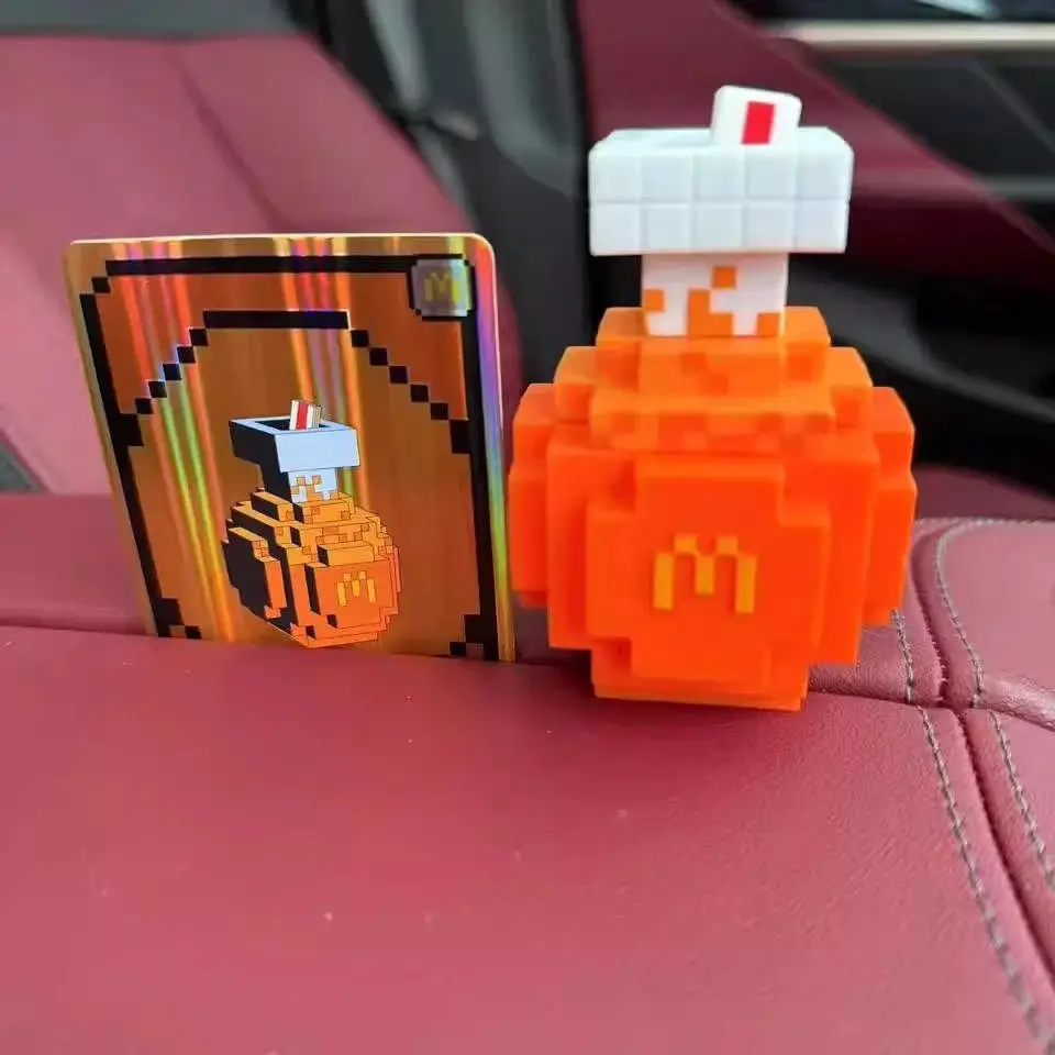 Nuevo juguete de comida feliz, juguetes de películas Mc, Steve Dennis Creeper Piglin, figura de Anime, adornos, juguete personalizado, regalo para niños