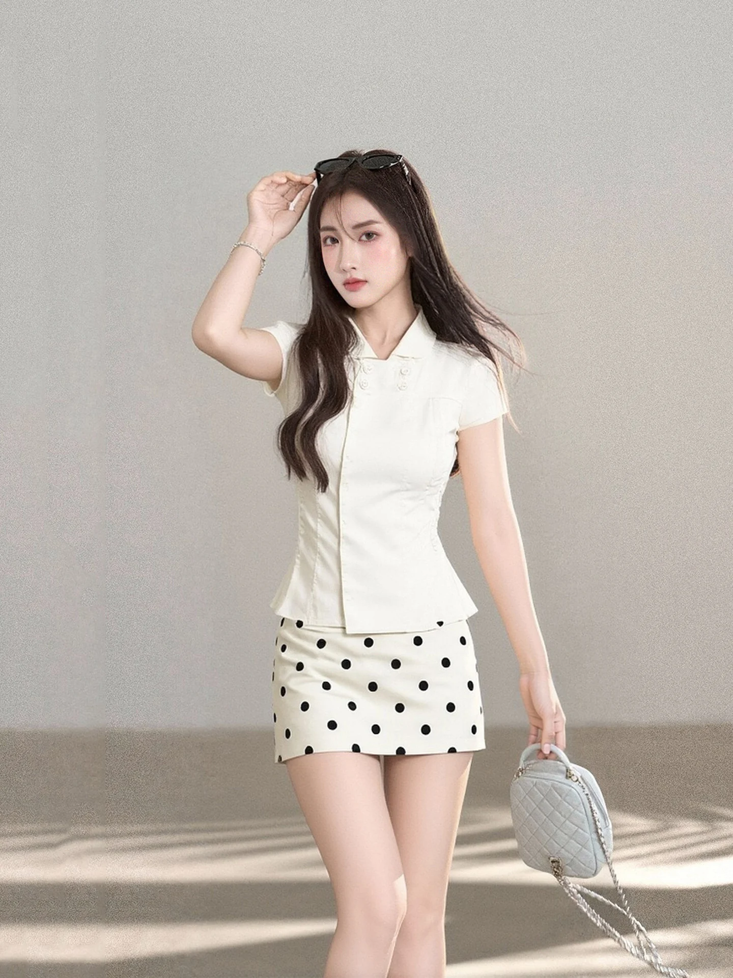 

LIXIAOWAN Korean Style White Shirt Women's Simple Design Commute Unique Beautiful Slimming Summer Shirt Breathable Short Sleeve