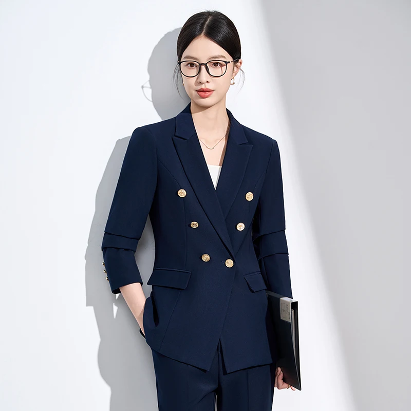 ชุดสูทเบลเซอร์และกางเกงขายาว ZJYT สไตล์หรูหราทันสมัยสำหรับผู้หญิง ประจำฤดูใบไม้ร่วงปี 2025 ชุดเซ็ต 2 ชิ้น เสื้อแจ็คเก็ตทรงกระดุมสองแถวและกางเกงขายาว สีขาว