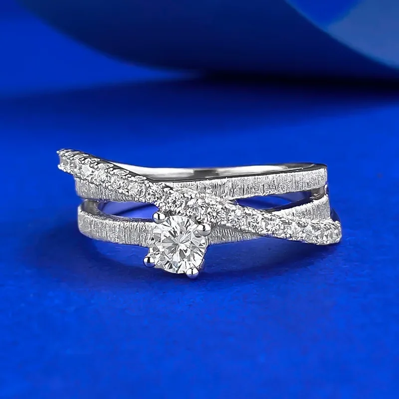 טבעת כסף חדשה s925 חדשה טבעת מוברש דקה עם טמפרמנט מסוגנן ורב-תכליתי