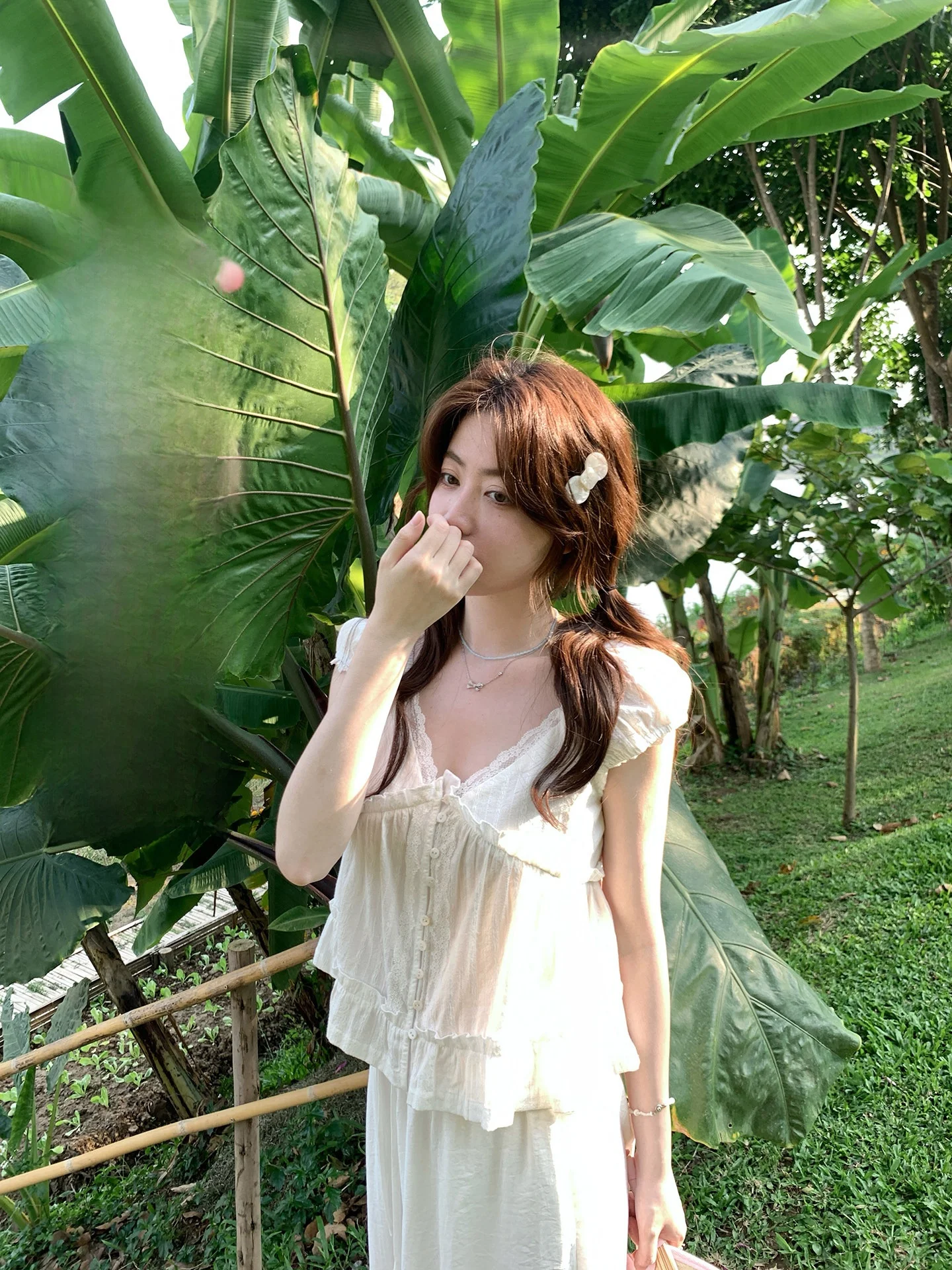 

PtonUmi White Tea Xingfa Women's Loose Short Sleeve T-shirt V-neck Puff Sleeve Sweet Style Versatile Slimming Doll Shirt