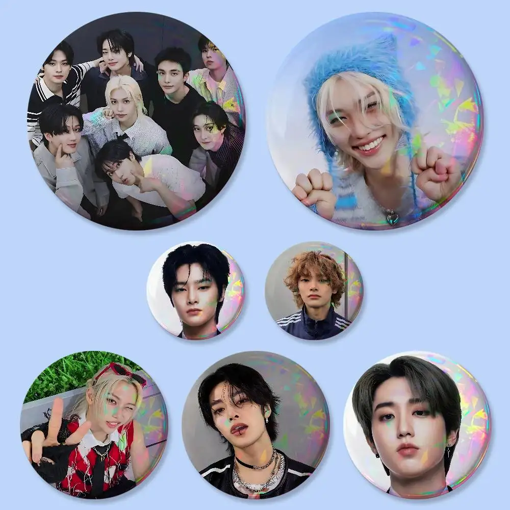 Botones Redondos Creativos con Insignias de la Banda S-Skz F-Felix, Broche Decorativo para Bolsos, Accesorios para Fans, Coleccionistas y Regalos para Amigos