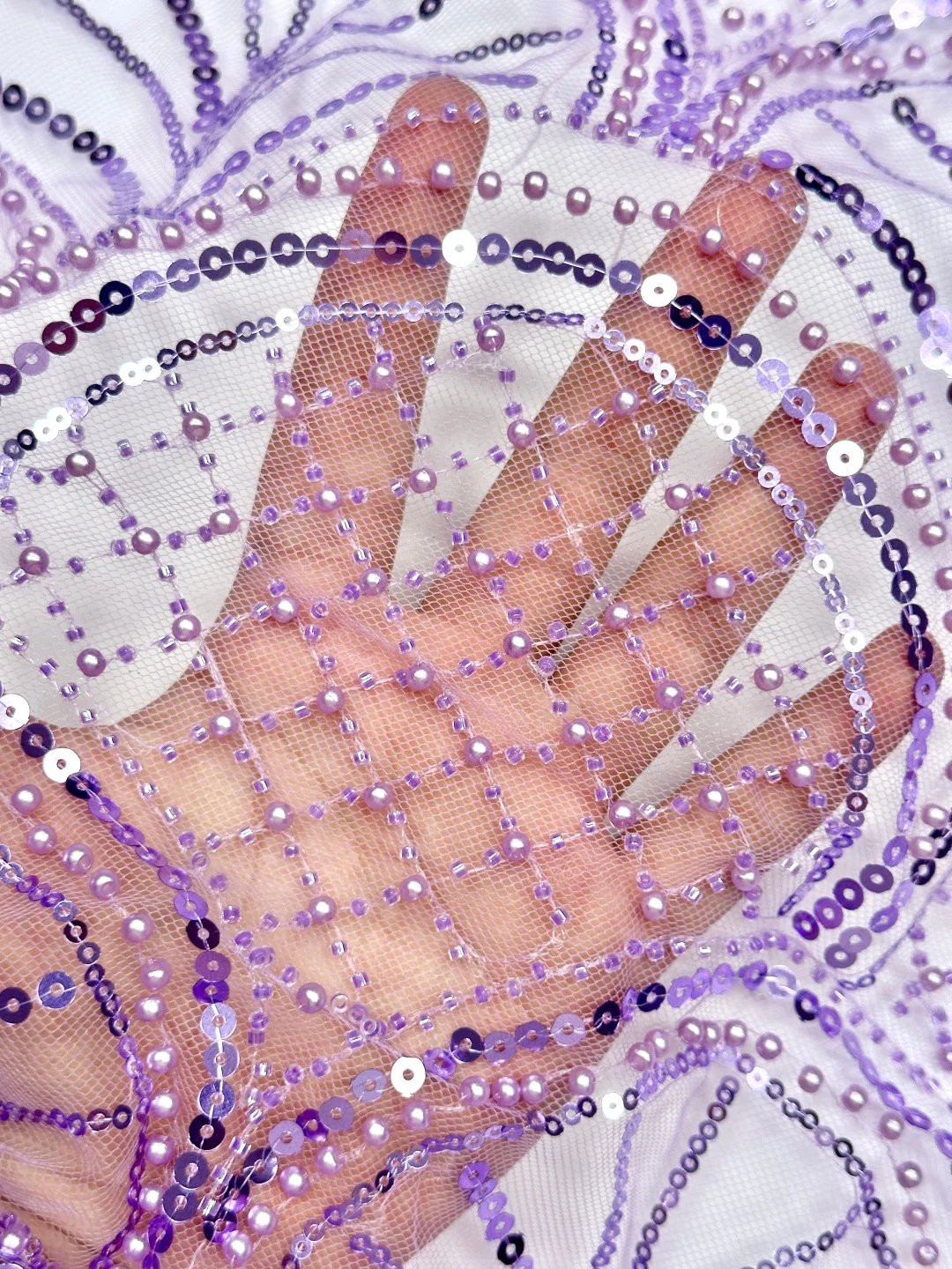 

Новейшая ткань из Австрии 2026 года: элегантное мягкое сетчатое кружево с пайетками и бисером для свадебных и вечерних платьев U_GE5319