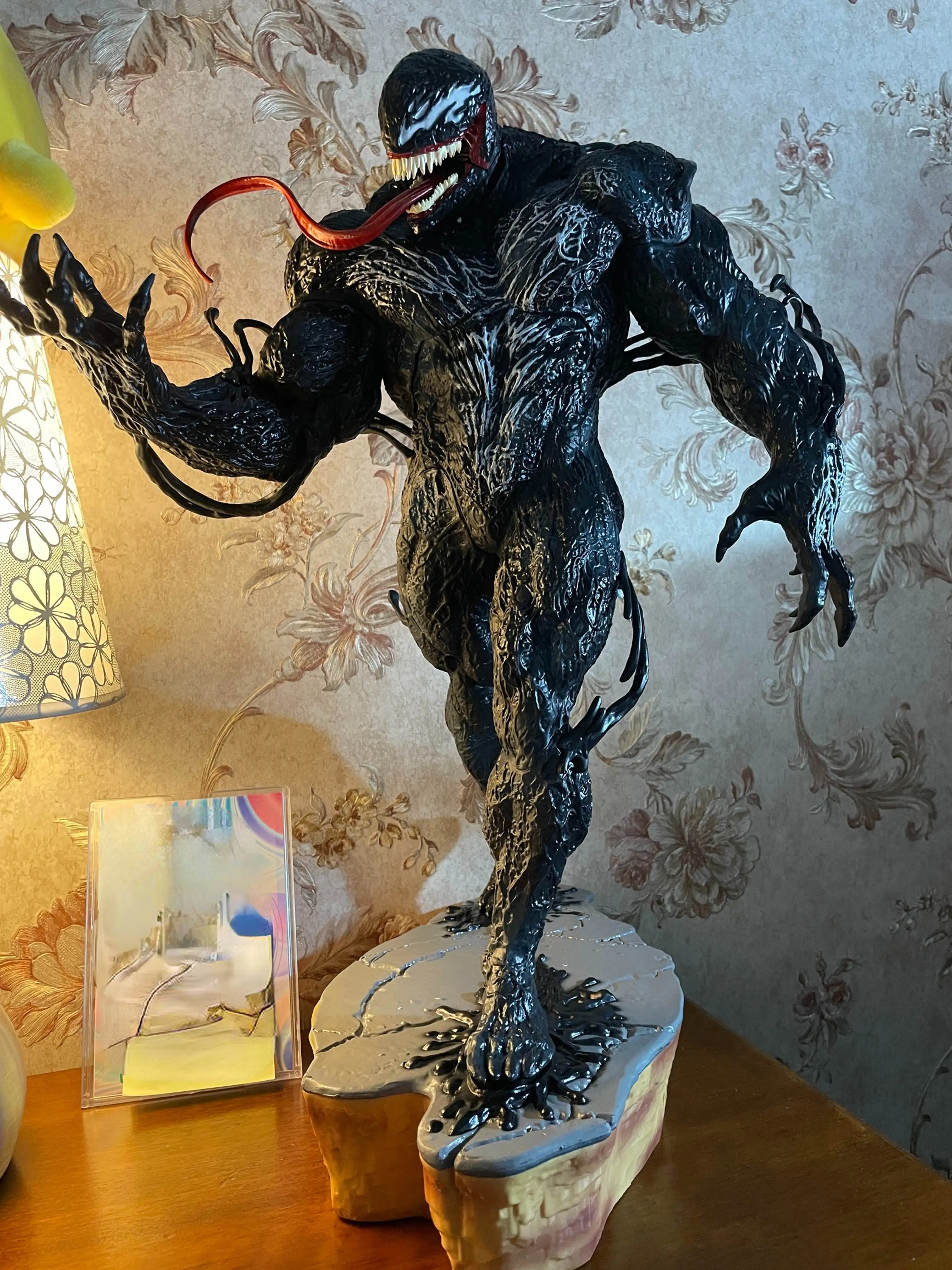 

30cm Venom Figure Legends Series Action Figurine Anime Pvc Model Dolls Collection Gk Statue Model Dolls Toys Gifts For Kids