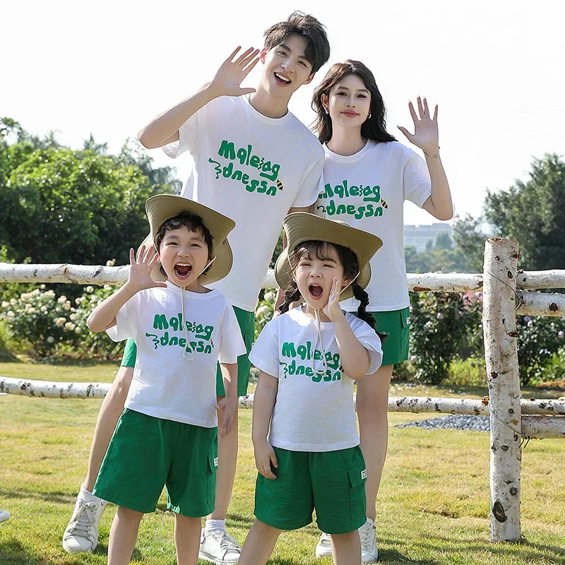 

Комплект из двух предметов для детей и родителей, хлопковая футболка и шорты для отца, матери и дочери и сына, летний комплект из двух предметов, 2024