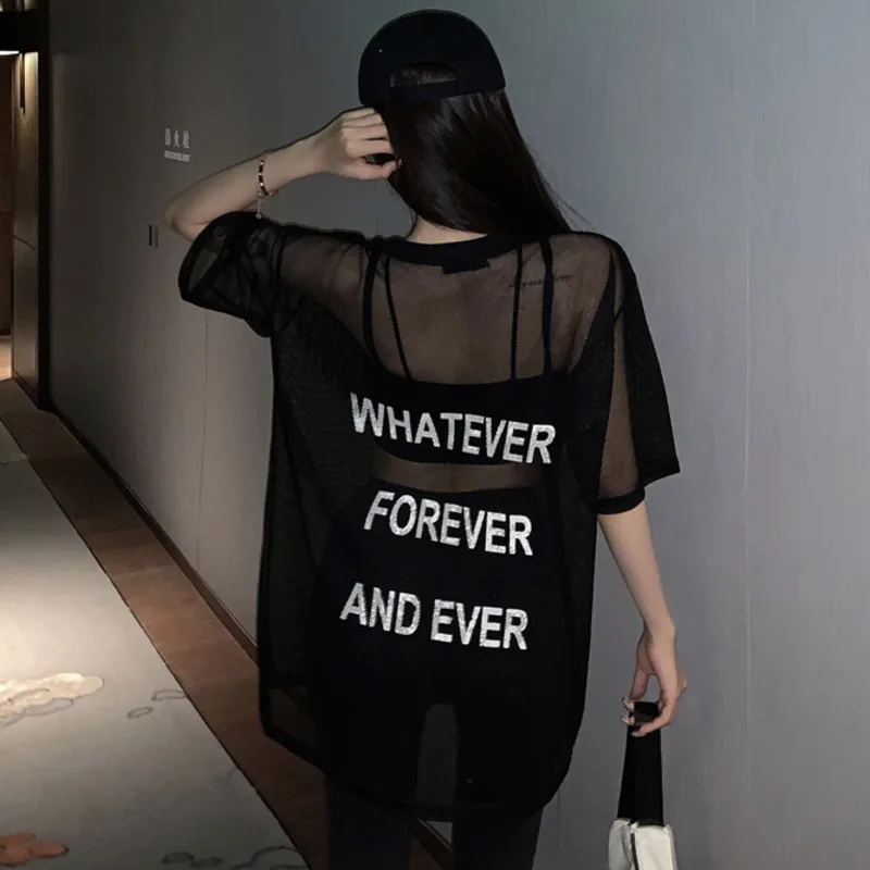 2025 الصيف الشارع نمط المرأة تي شيرتات قصيرة الاكمام للفتيات كول الهيب هوب الجرافيك المحملة عادية فضفاض شبكة شفافة التي شيرت