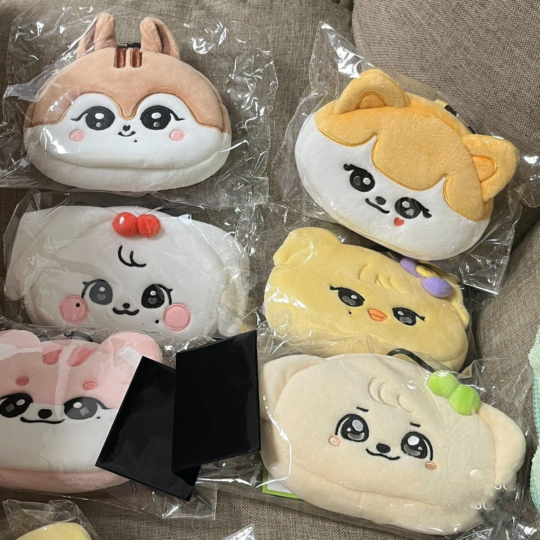 Kpop IVE Cherry Plush Cosmetic Bag Card Holder Cartoon Jang Won Young REI GAEUL Plushies Cute Stuffed Plush Toy For Fans Gift