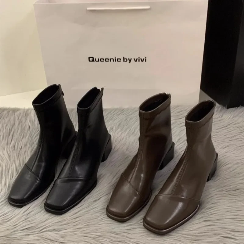 Women's square-toe chunky heel ankle boots, new autumn and winter style, fashionable, versatile and slimming single boots 2026