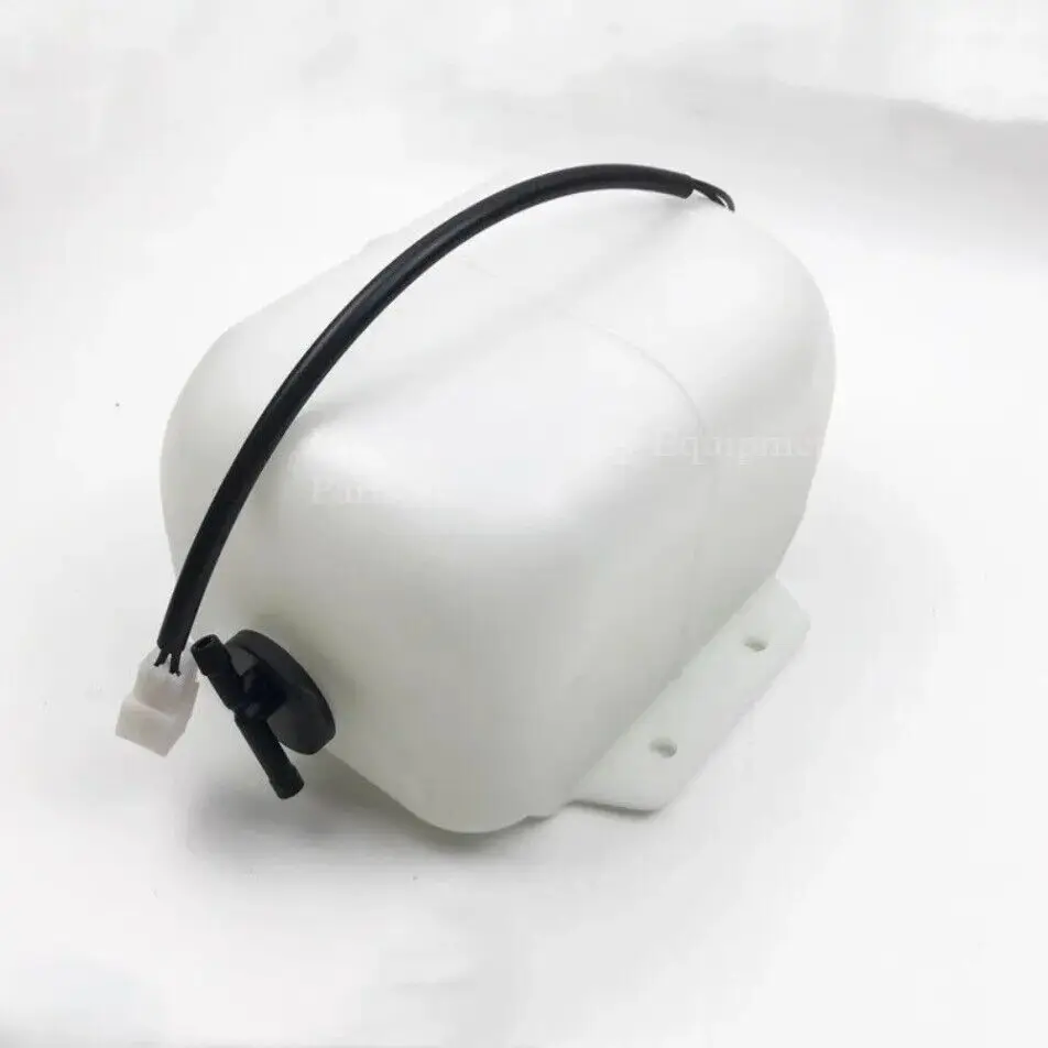 

For Kobelco SK200/210/230/250/330/350-6-6 Excavator Auxiliary Water Tank