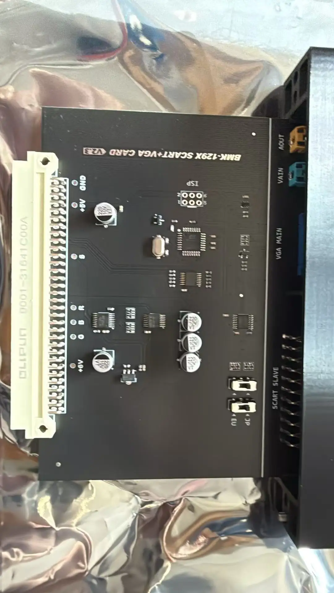 carte-d'entree-v23-bkm-129x-euro-jp-bnc-scart-rca-vga-pour-pieces-modifiees-de-jeux-pvm-bvm