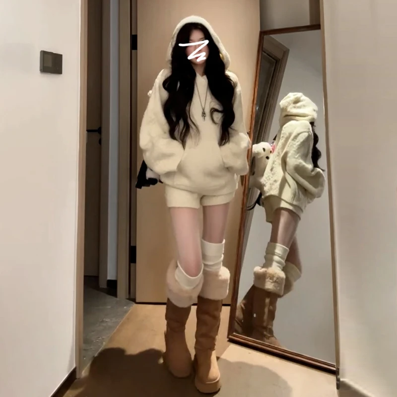 Off-white suit premium version