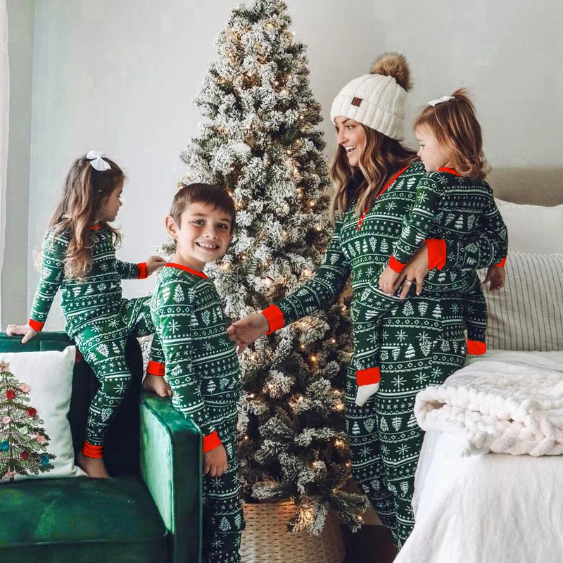 2024 Christmas Family Matching Pajamas Mother Daughter Father Son Family Look Outfit Baby Girl Rompers Sleepwear Pyjamas