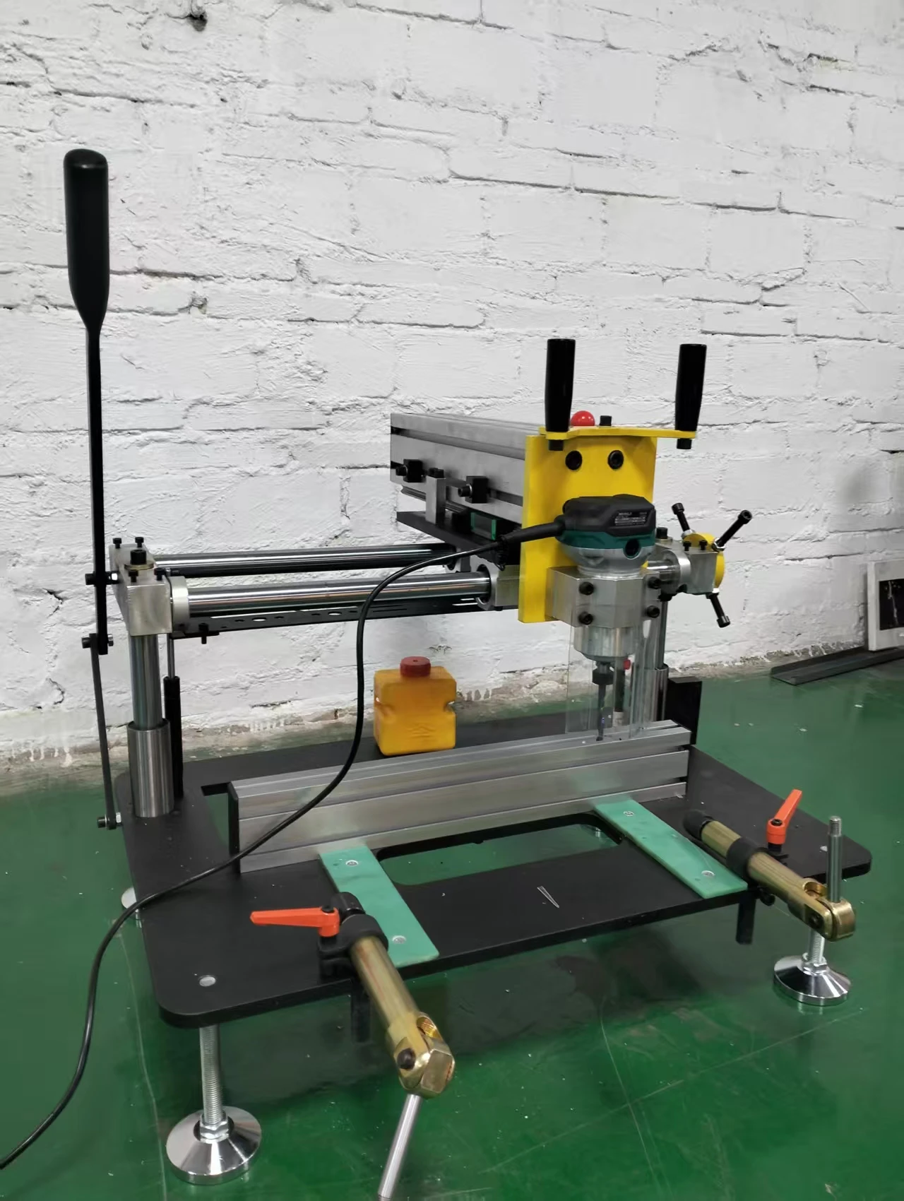 Manual Aluminum Profile Contour Milling Machine Doors Windows Lock Holes Drainage Channels Hinges Special Shape Openings