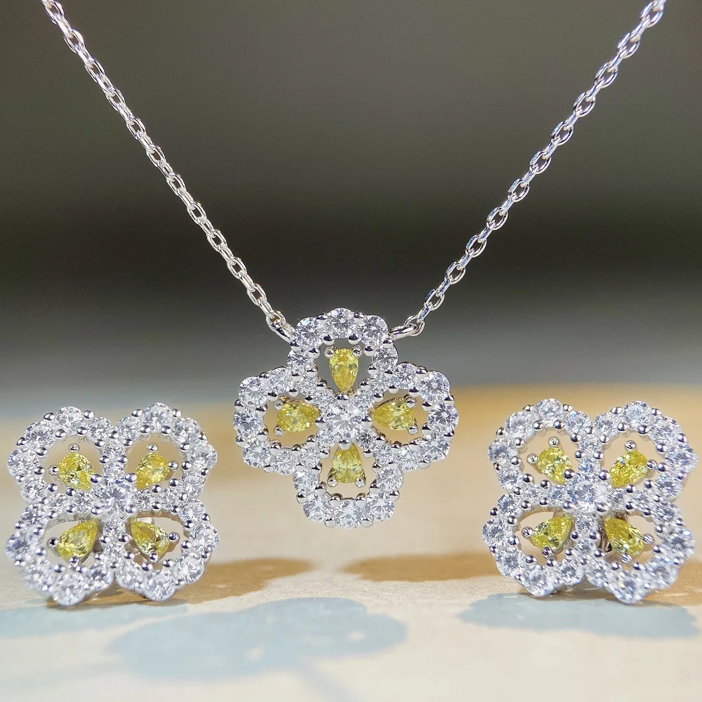 

S925 sterling silver four-leaf clover stud earrings necklace set temperament hypoallergenic fashion versatile women's jewelry