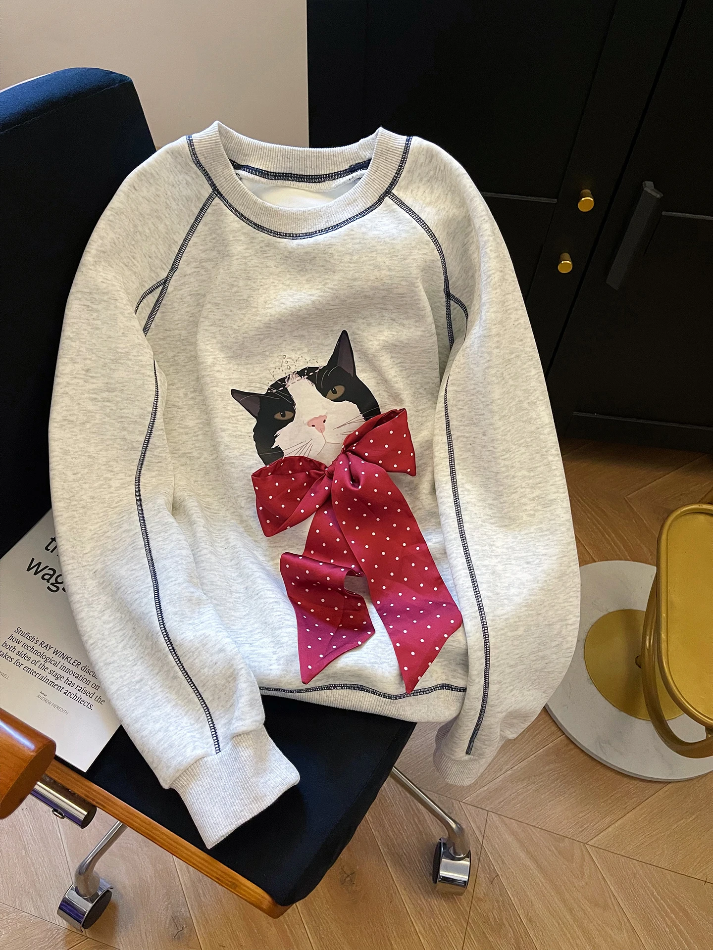 

Корейский свитшот с длинными рукавами и мультяшным принтом, женский повседневный универсальный модный топ для похудения, весенне-осенний вариант