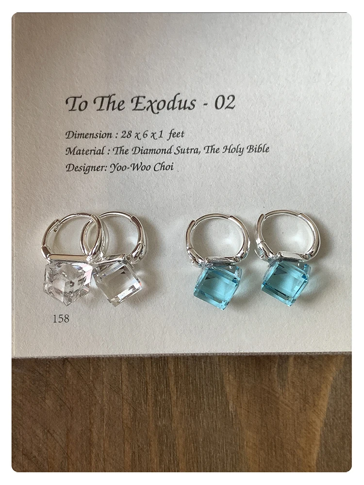 Quadratische Zirkonia-Huggie-Ohrringe, Silberbeschichtet, Blaue Klare Kristall-Creolen, Eleganter Alltagsschmuck für Frauen, Geschenkidee – Detail 14