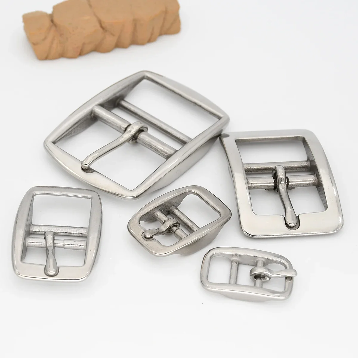 Stainless Steel Belt Buckle Center Bar Adjustable Single Pin Buckle Leathercraft Strap Parts Horse Halter Harness Accessories