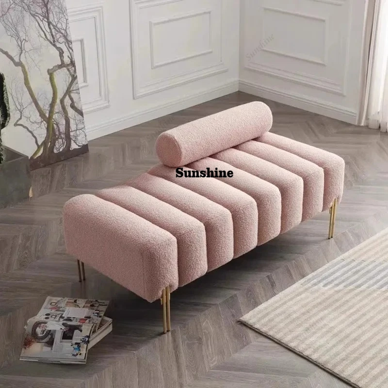 

Backrest White Step Stool Soft Interior Cream Cute Aesthetic Creative Comfortable Foot Stool Luxury Tabouret Unique Furniture