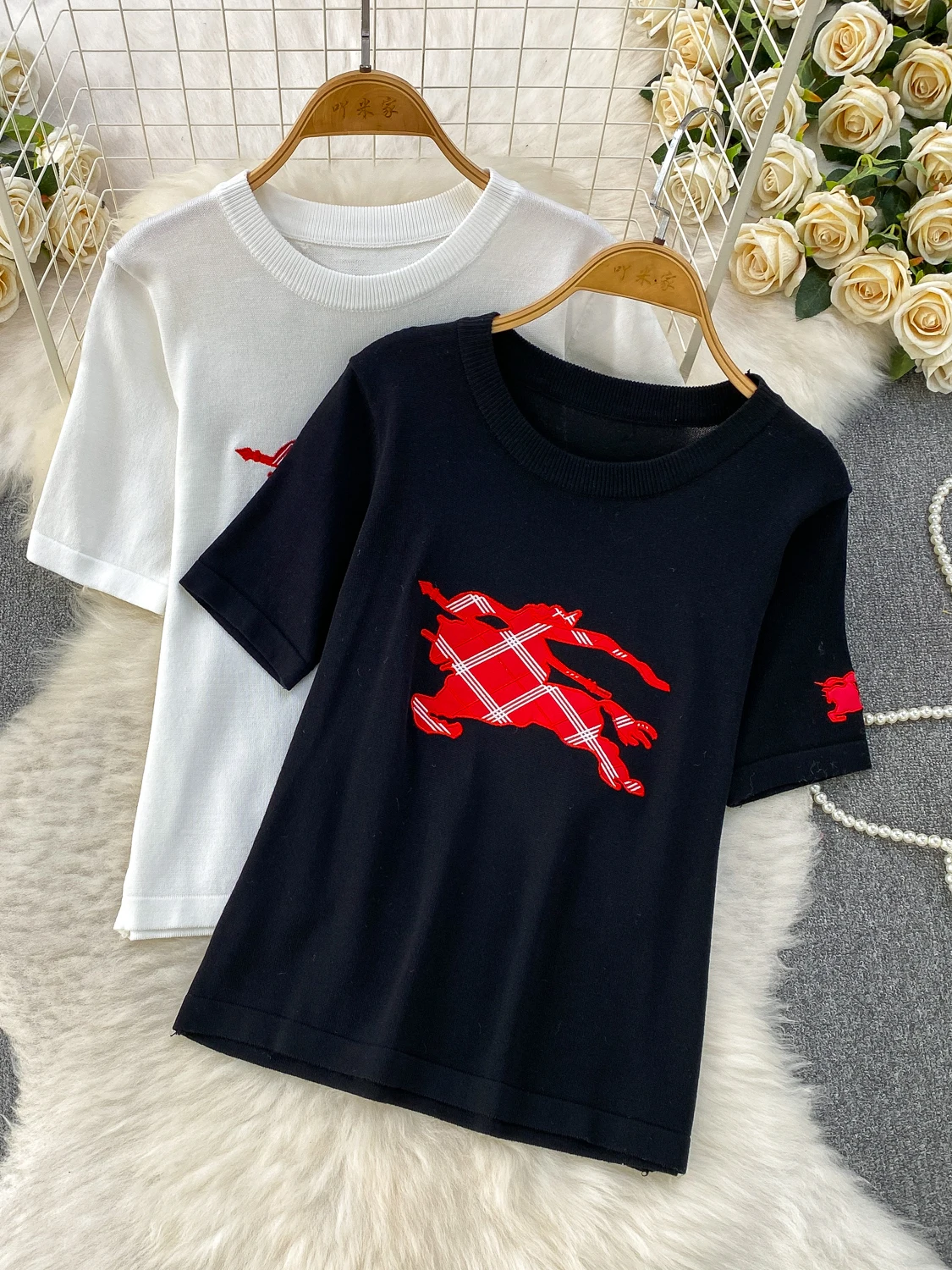 

American Style Spicy Girl Fashion Design Animal Embroidery round Neck T-Shirt Women's Loose Slimming Top Casual Workwear