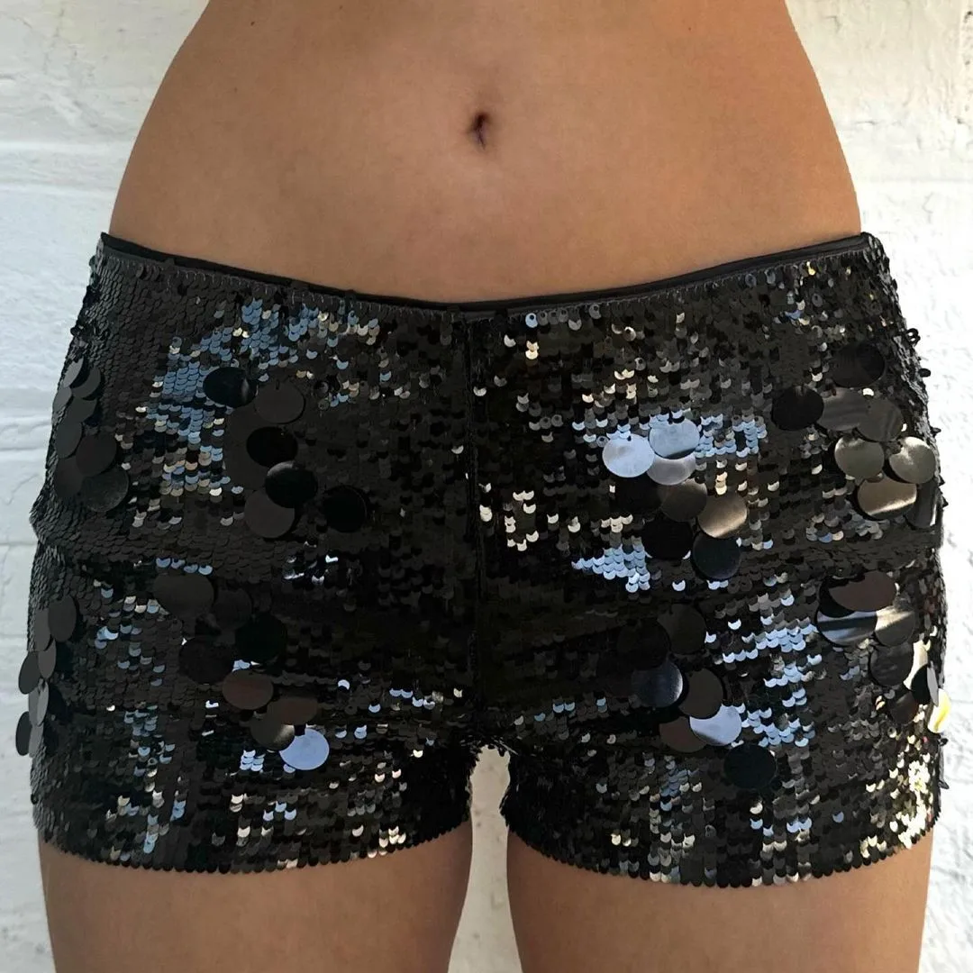 

hirigin Women's Sequins Shorts Elastic Mid Waist Straight Leg Band Sparkly Shorts Glitter Hot Pants Party Streetwear