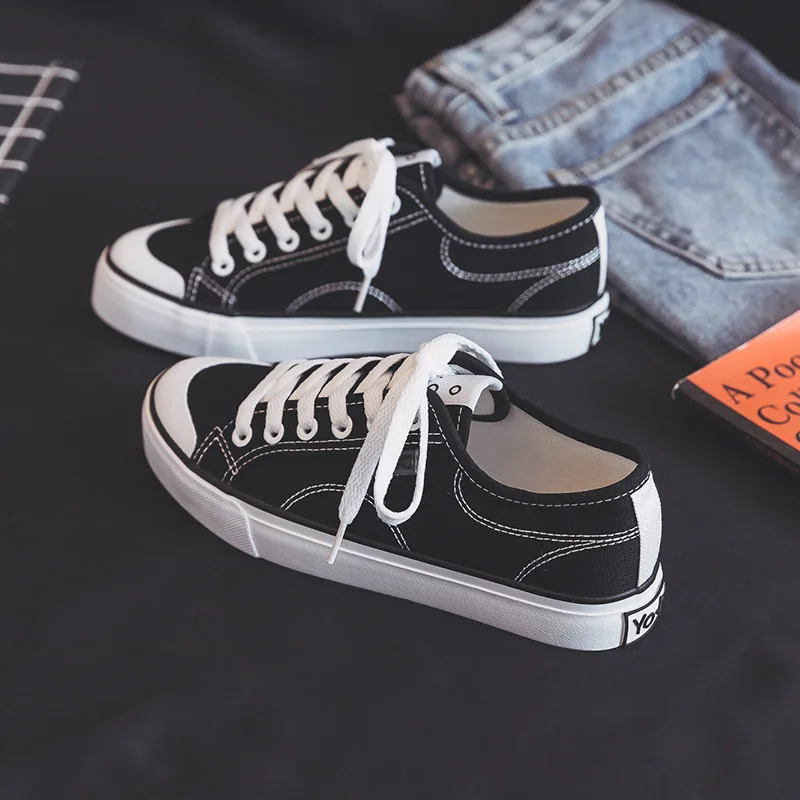 Nowe damskie białe buty sportowe Modne klasyczne buty płócienne Płaskie buty Damskie wulkanizowane lekkie sznurowanie Casual