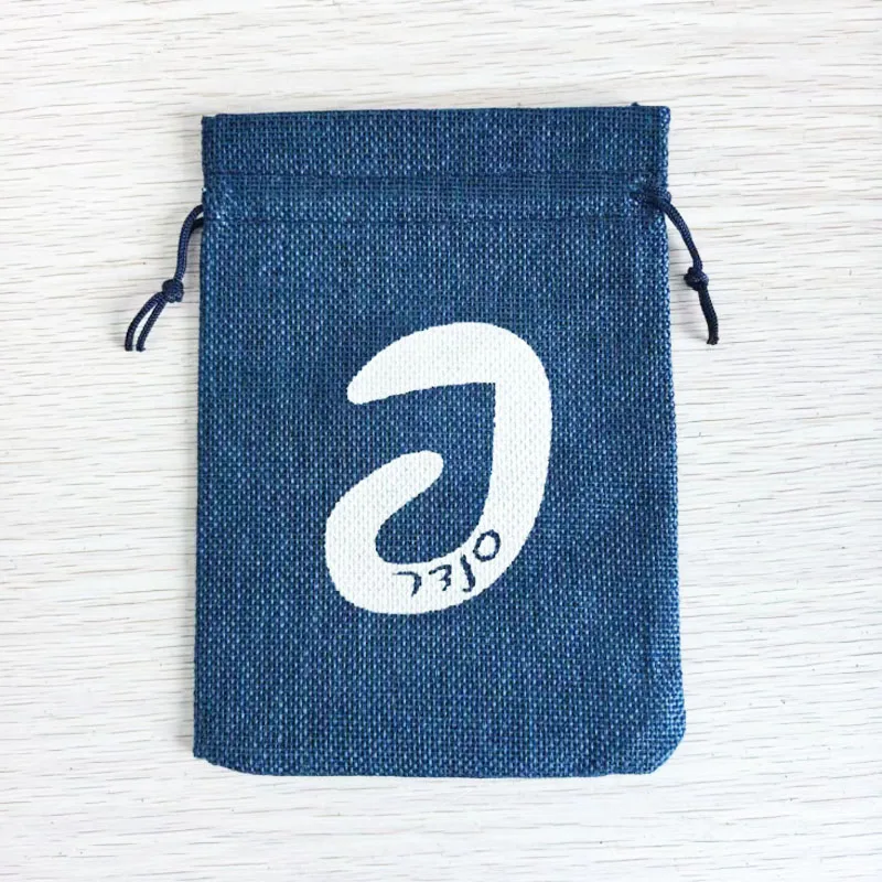 

100 Pieces 13*18cm/5*7inches Navy Linen Drawstring Bags Pouches Screen Printed With Hebrew White Letters Customised Logo