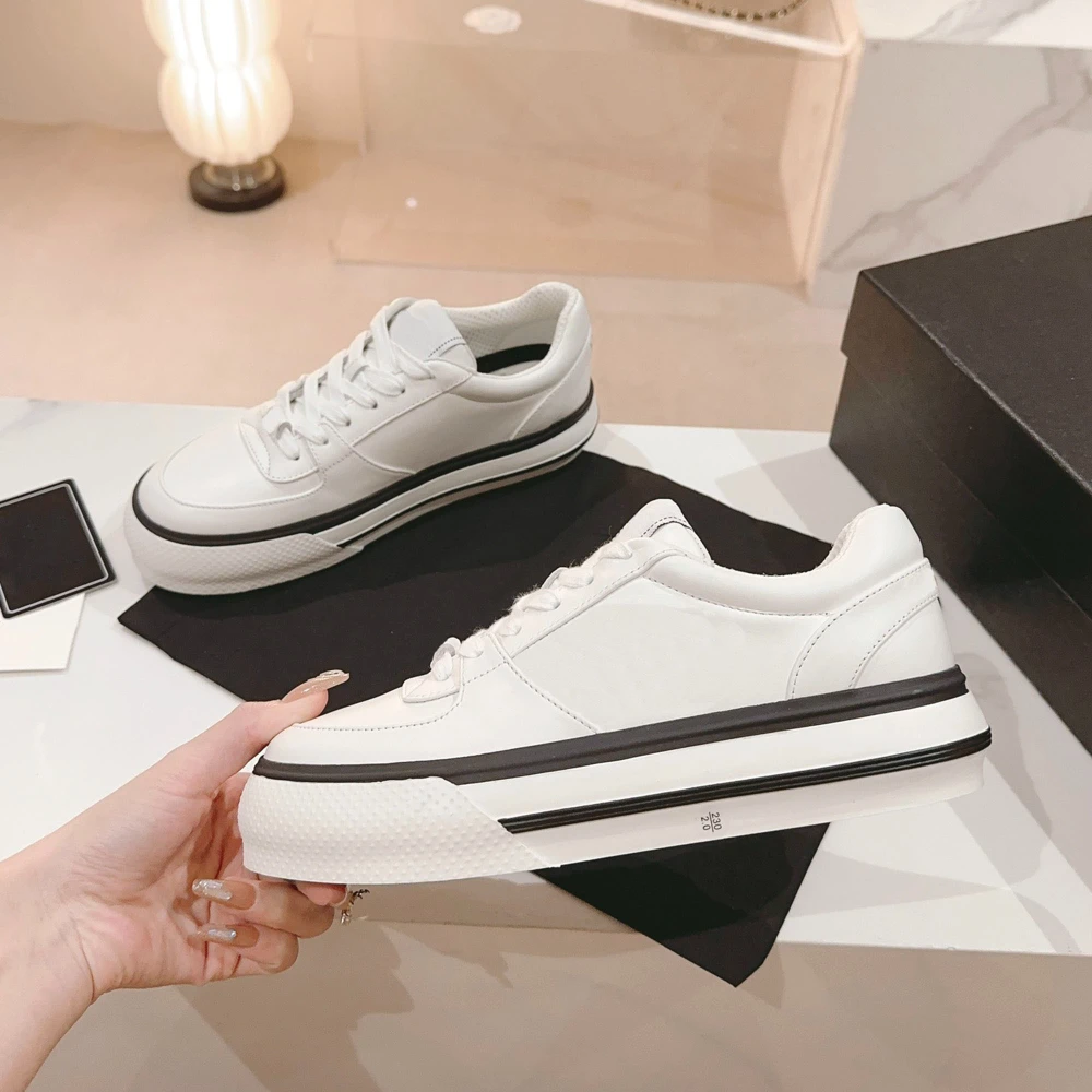 

Women vulcanized leather board shoes new versatile sports and leisure shoes color blocked thick soled panda shoes YZBL808