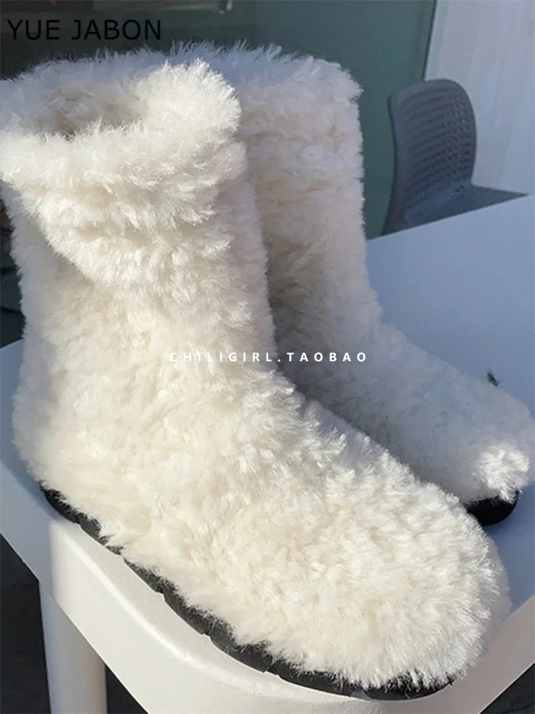 Sheepskin Fur Integrated Snow Boots Flat Winter Warm Short Boots Girls' Casual Sports Cotton Shoes Warm Soft Sole Winter Boots