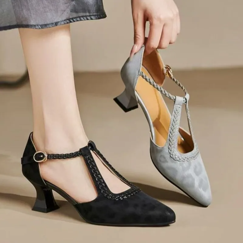 

Pointed Toe High Block Heel Sandals Temperament Summer New Fashionable and Versatile Foreign Shallow Single Shoes