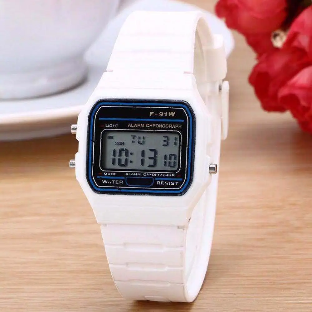 Comfortable Fashion Gift Waterproof Outdoor Digital Watch Smart Watch Electronic Watch Sports Wristwatches Led Watch