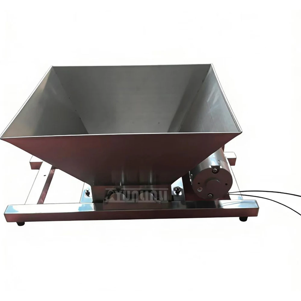 12V Small Mobile Fruit Bread Crusher Compact Portable Kitchen Efficient Food Processing Appliance