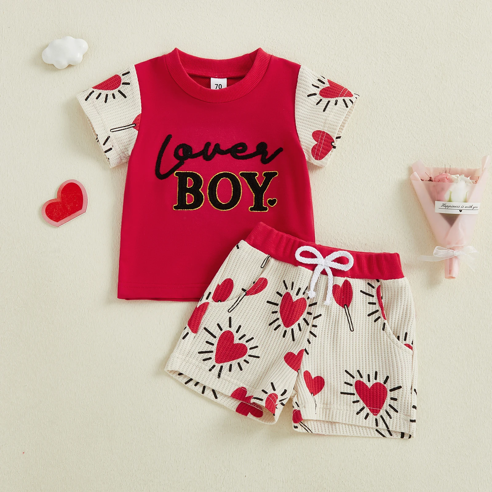 طقم تي شيرت وسروال قصير الأكمام مطبوع عليه قلب لعيد الحب للأطفال الصغار ملابس صيفية مكونة من قطعتين #4