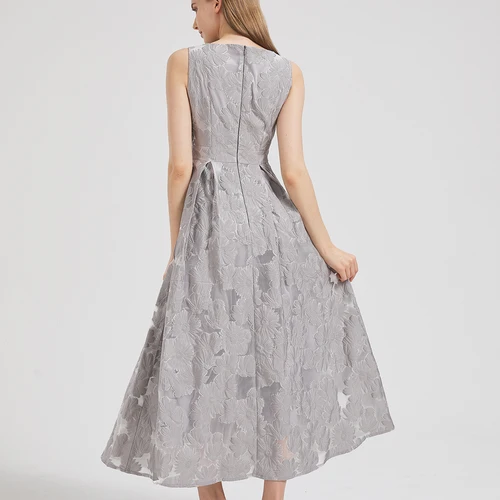 שמלות מוכנות ללבוש