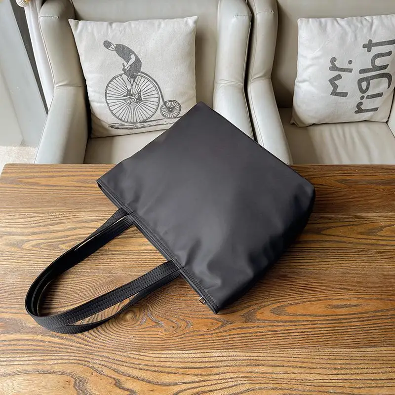 

Водонепроницаемая большая сумка-тоут Capaci Cuter File, простой дизайн, сумка через плечо, пригородная сумка для работы Briti Sle Can...