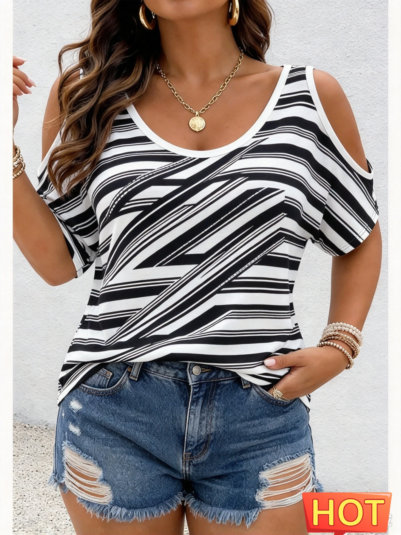 Funny Stripes Print Women's T-Shirts Fashion Trend Cold Shoulder Top Casual O-neck Short Sleeve Tee Summer Loose Female Clothing