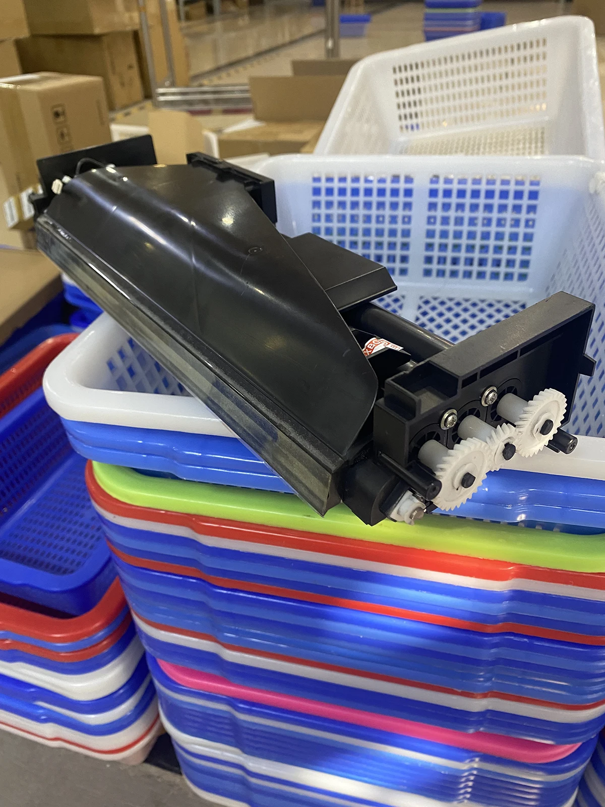 

90% оригинальный блок разработчика DV411 для Konica Minolta Bh223 Bh363 Bh283 Bh423 Блок обработки изображений Не содержит разработчик