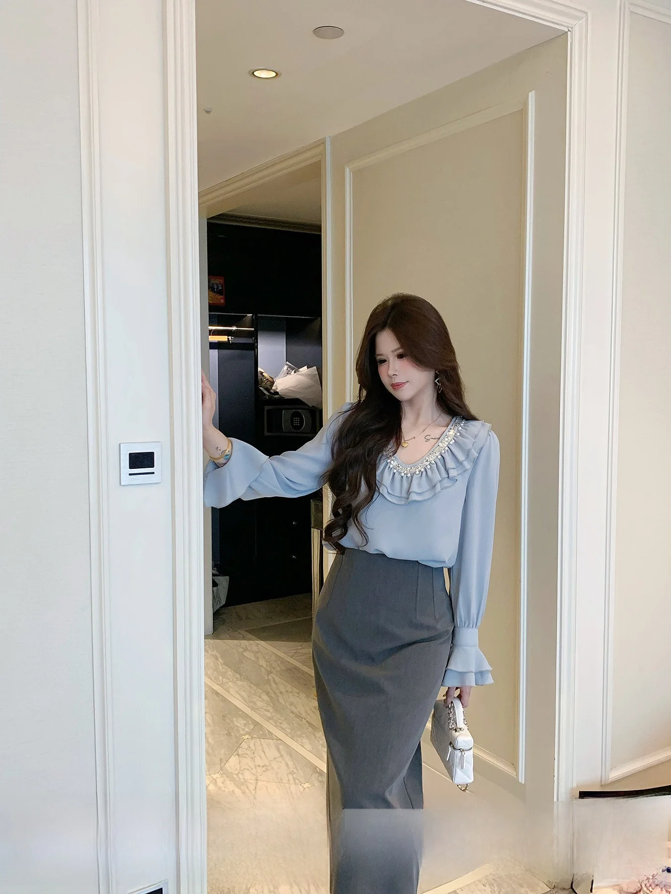 

Blue Lace Trim Shirt Women Summer plus Size U Neck Long Sleeve Casual Style Loose Fit Pure Color Casual Fashion Ladies Shirt