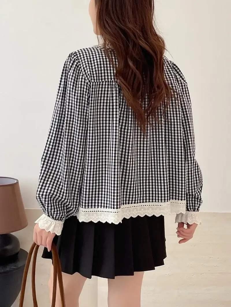 Neues 2025, Winter-Baumwoll-Langarmshirt, Damen-O-Ausschnitt, karierte Spitze, Patchwork, Mori Girl French OL Vintage, lockere Bluse T5N790CC