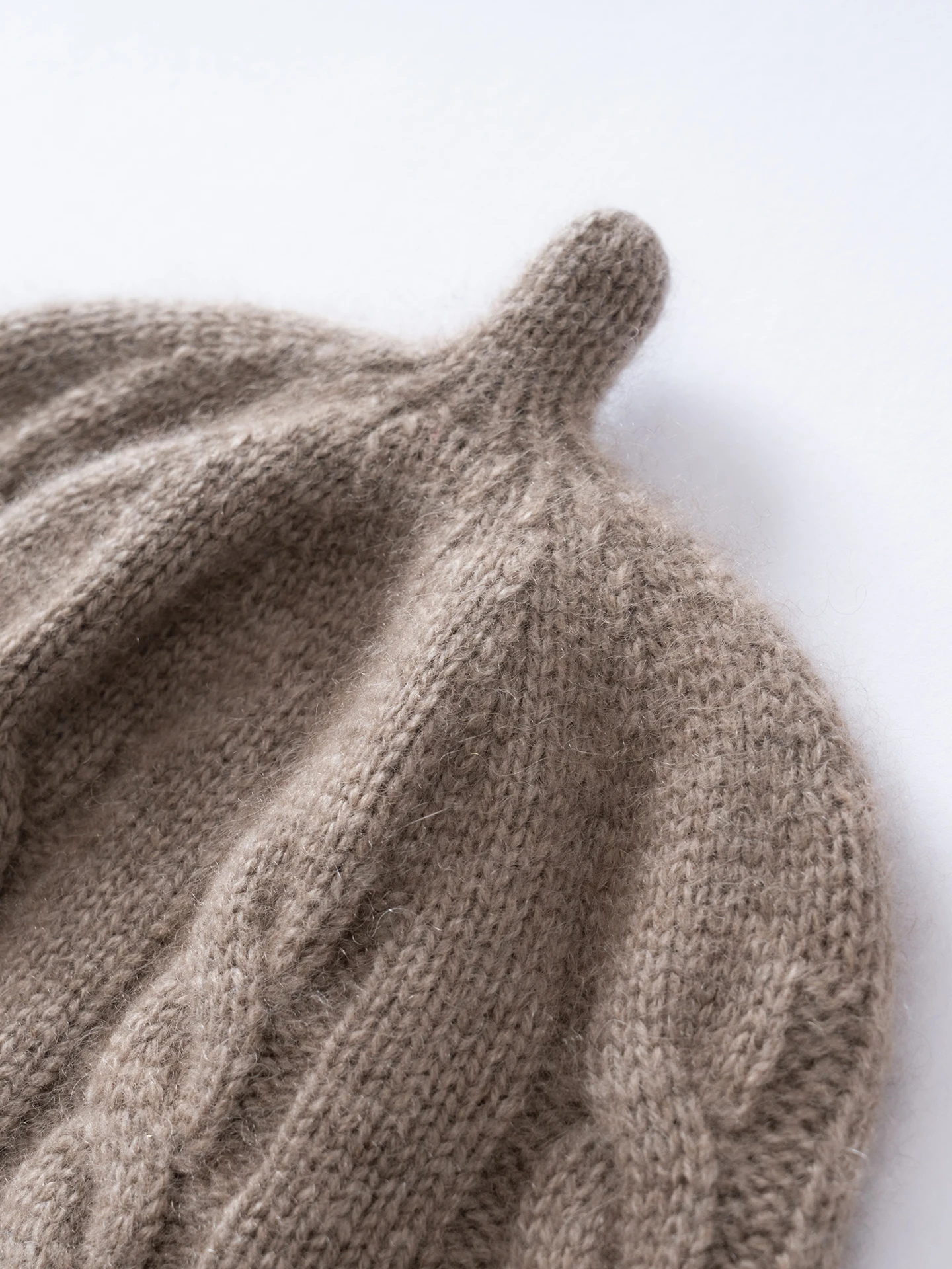 High Quality Cashmere Hats Women Outdoor Warm Caps Kids Cashmere Beanies Solid Twisted Flower Knitted Hat Soft Bonnet Cap