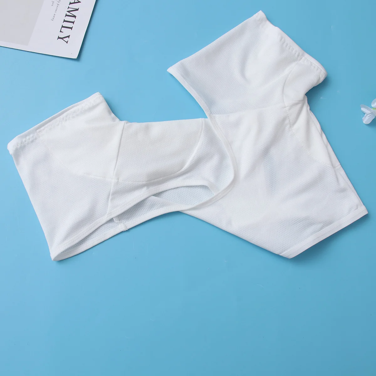 

1pc Underarm Sweat Vest For Women Breathable Reusable Pads Anti Slip Running Workout Clothes Durable Washable Summer