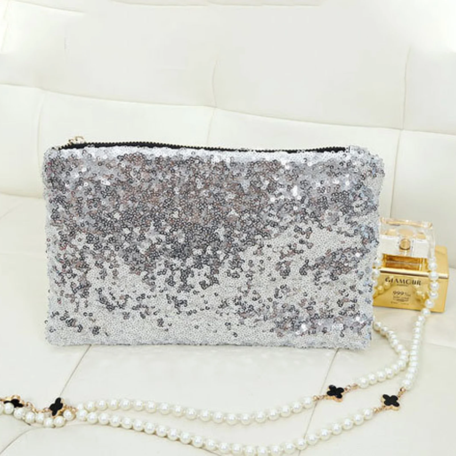 1Pcs 2023 New Retro Luxury Sequins Hand Bag Taking Late Package Clutch Bag Sparkling Dazzling Sequins Clutch Bags Purse bag