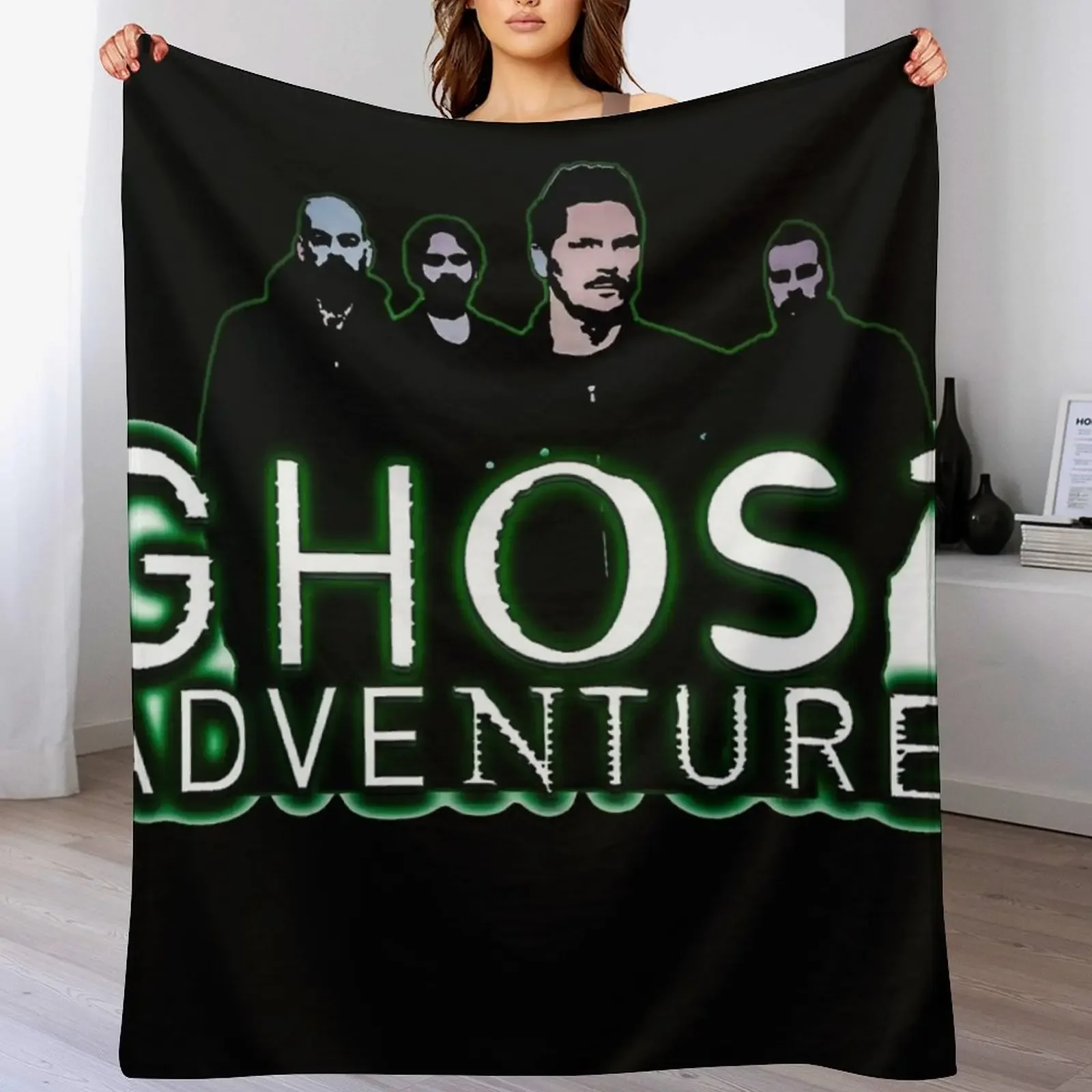 Ghost Adventures Crew Throw Blanket Hairys Heavy Plaid on the sofa Cute Plaid Blankets