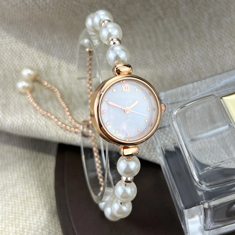 2024 New Pearl Bracelet Women\'s Alloy Quartz Watch Niche Light Luxury Shell Dial Pull-out Adjustable Bracelet Watch Gift