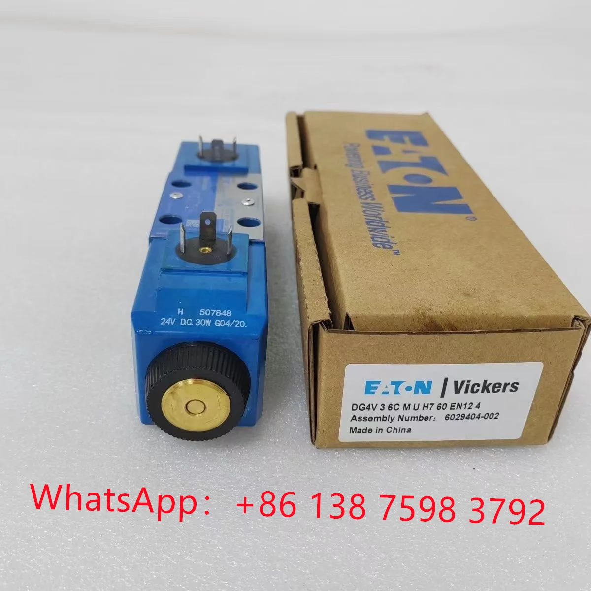 Eaton solenoid valve DG4V-3-6c Original solenoid valve