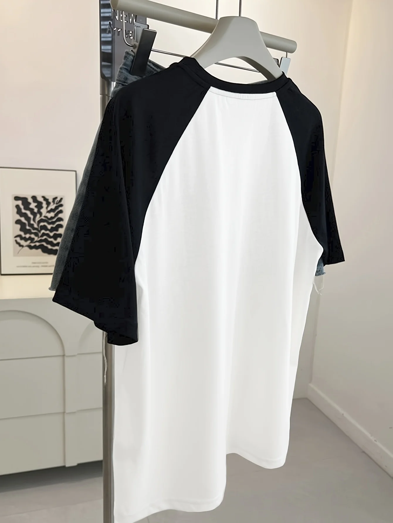 Women's T-Shirt with Raglan Short Sleeves Black Heart Pocket Print Round Neck T Shirt Vintage Style Tops Clothes Female Outfit