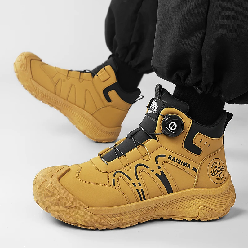 Klassische Herrenstiefel mit hohem Schaft, strapazierfähige Sohle, weiches Obermaterial, klassisch und modisch, geeignet zum Wandern und für Outdoor-Aktivitäten. – Detail 10